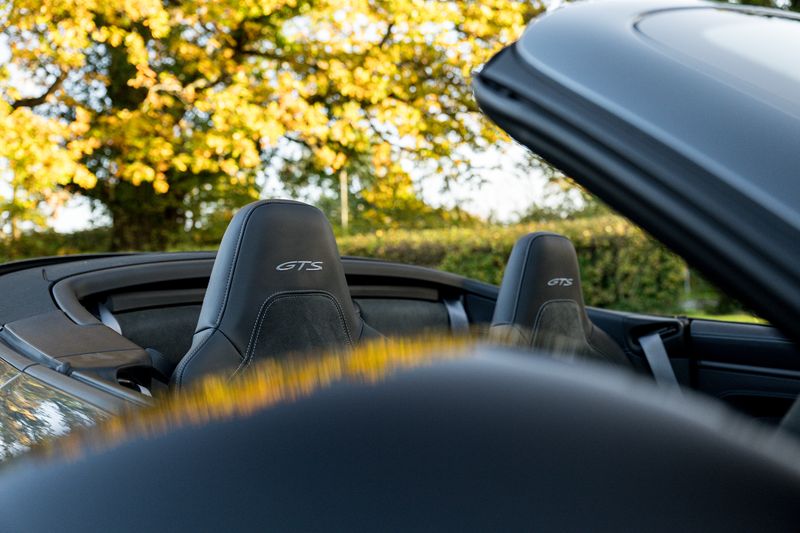 Porsche 911 (992.2) 3.6 T hybrid GTS PDK **VAT Q**