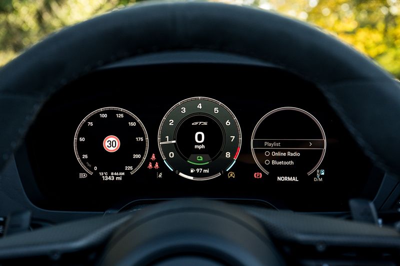 Porsche 911 (992.2) 3.6 T hybrid GTS PDK **VAT Q**