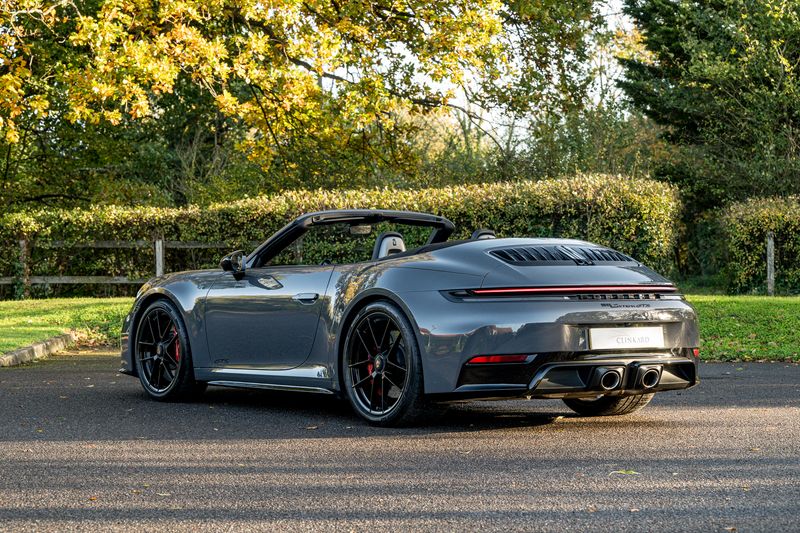 Porsche 911 (992.2) 3.6 T hybrid GTS PDK **VAT Q**