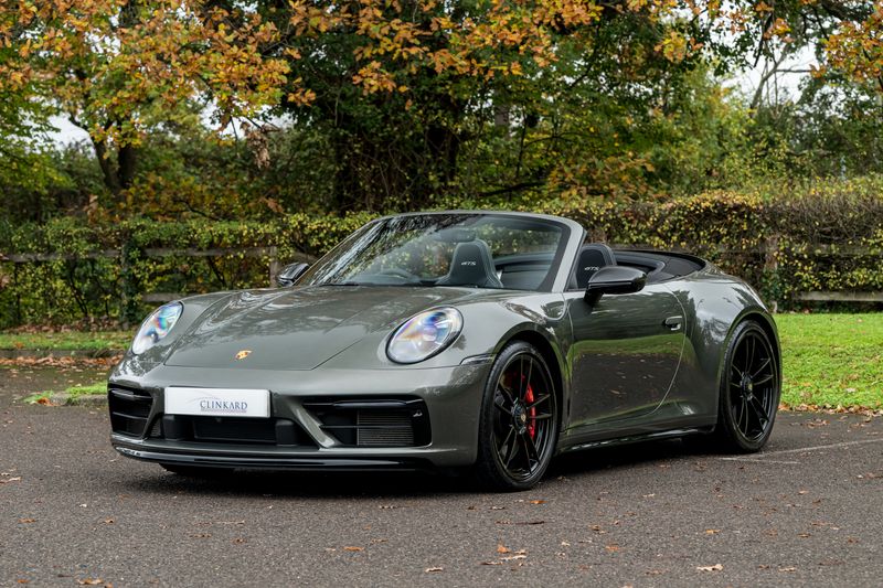 Porsche 911 (992) Carrera 4 GTS PDK Convertible