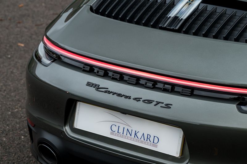 Porsche 911 (992) Carrera 4 GTS PDK Convertible