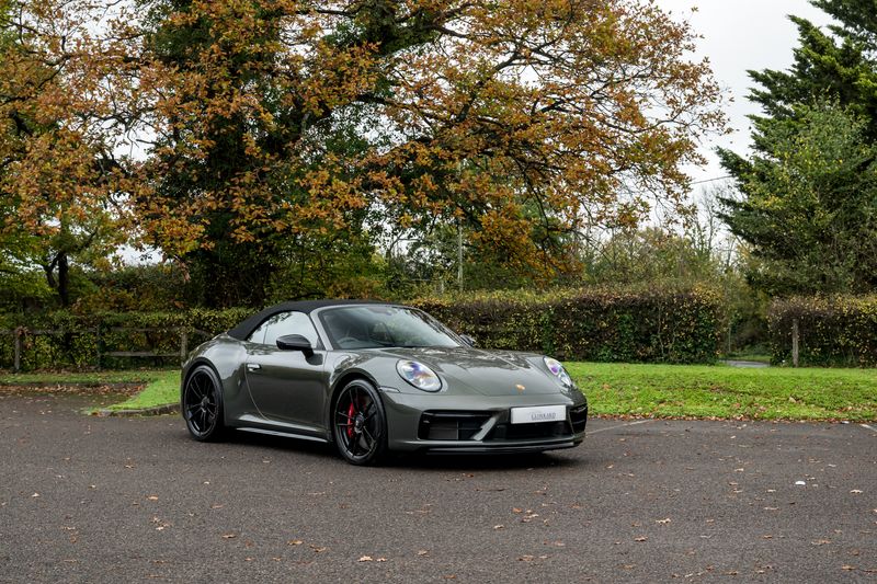 Porsche 911 (992) Carrera 4 GTS PDK Convertible