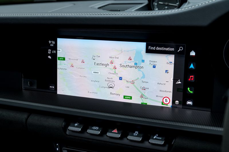 Porsche 911 (992) Carrera 4 GTS PDK Convertible