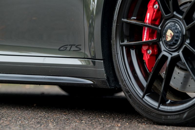 Porsche 911 (992) Carrera 4 GTS PDK Convertible