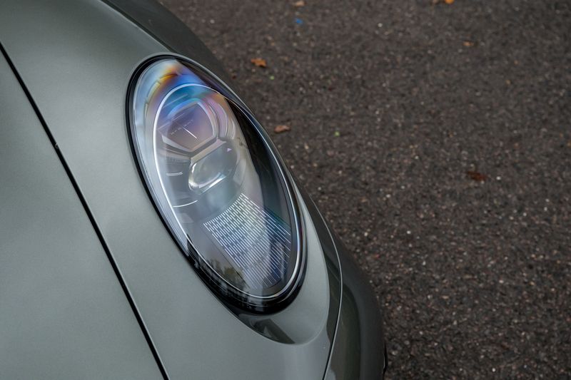 Porsche 911 (992) Carrera 4 GTS PDK Convertible