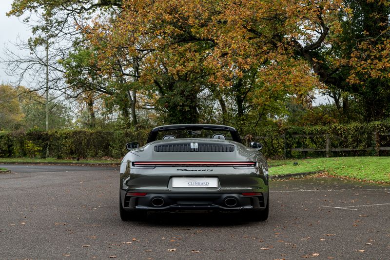 Porsche 911 (992) Carrera 4 GTS PDK Convertible