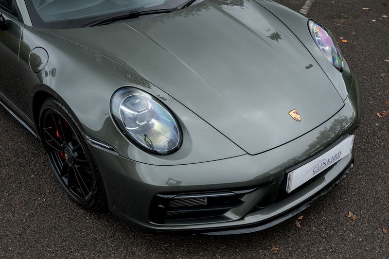 Porsche 911 (992) Carrera 4 GTS PDK Convertible
