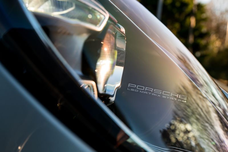 Porsche 911 (992) 4 Targa PDK 4WD