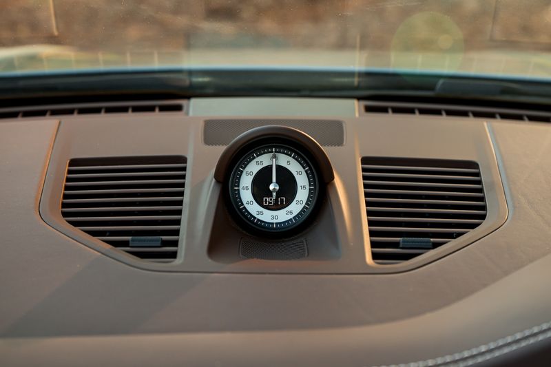 Porsche 911 (992) 4 Targa PDK 4WD