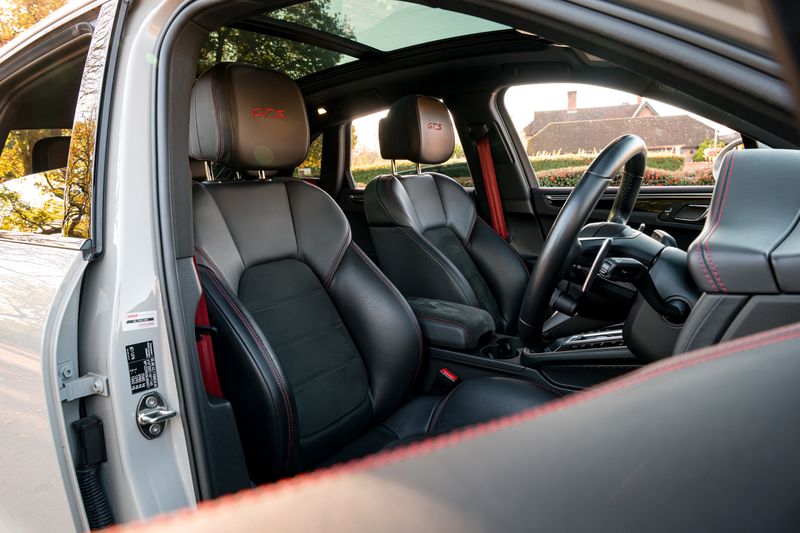 Porsche Macan 2.9T V6 GTS PDK 4WD