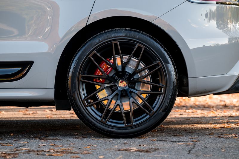 Porsche Macan 2.9T V6 GTS PDK 4WD