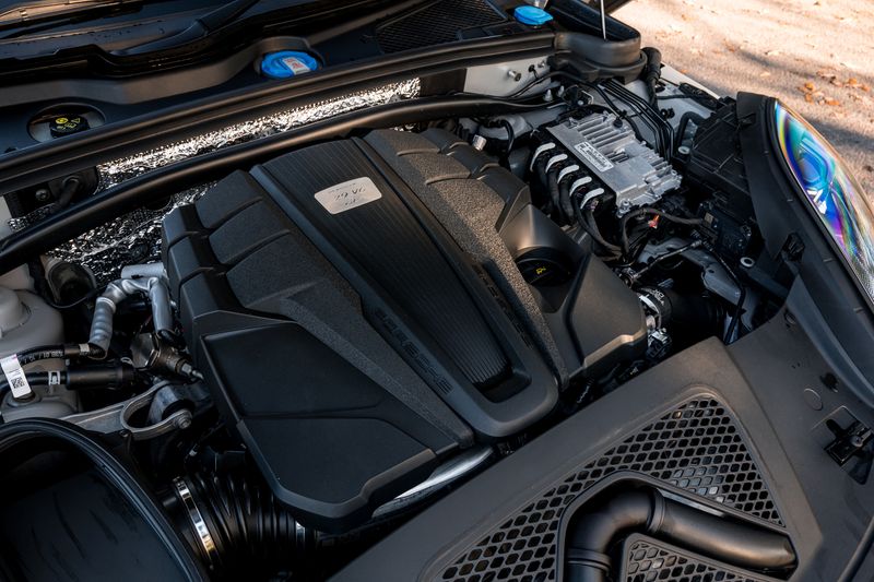 Porsche Macan 2.9T V6 GTS PDK 4WD