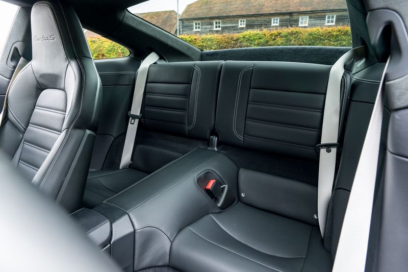 Porsche 911 (992) Turbo S Coupe PDK 4WD