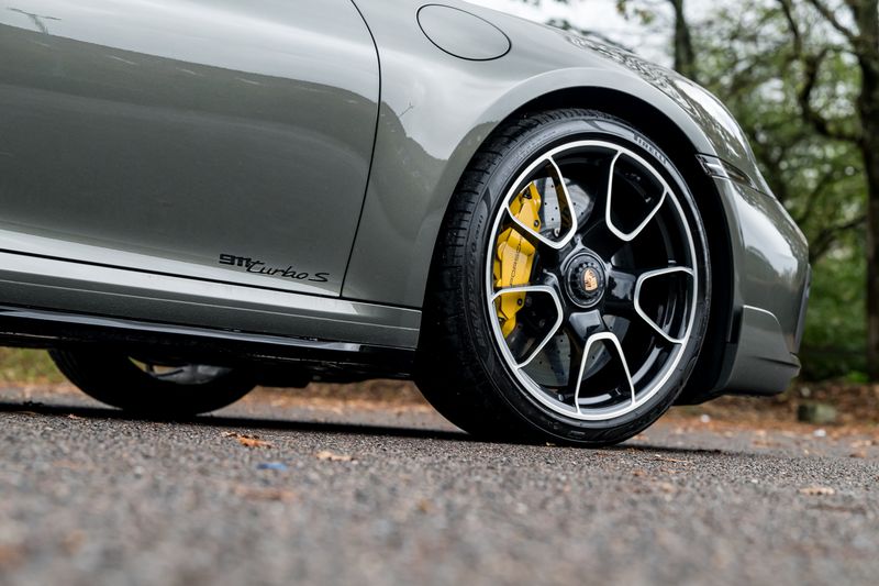 Porsche 911 (992) Turbo S Coupe PDK 4WD