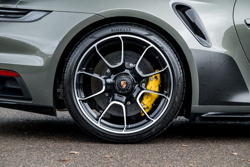 Porsche 911 (992) Turbo S Coupe PDK 4WD