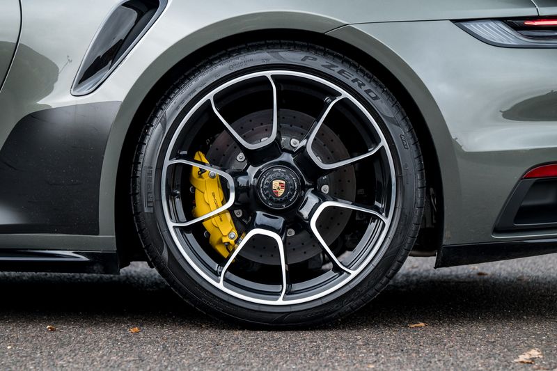 Porsche 911 (992) Turbo S Coupe PDK 4WD