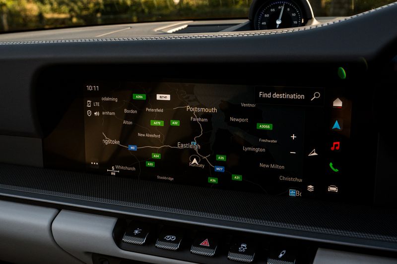 Porsche 911 (992) Carrera 4 PDK