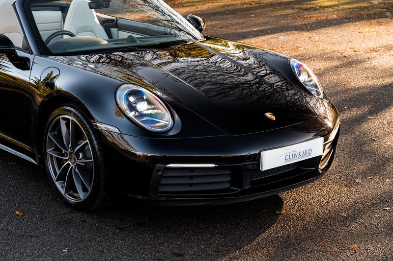 Porsche 911 (992) Carrera 4 PDK