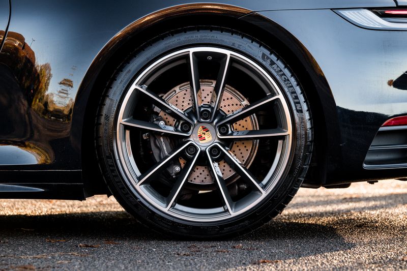 Porsche 911 (992) Carrera 4 PDK