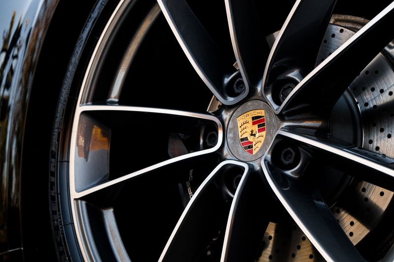 Porsche 911 (992) Carrera 4 PDK