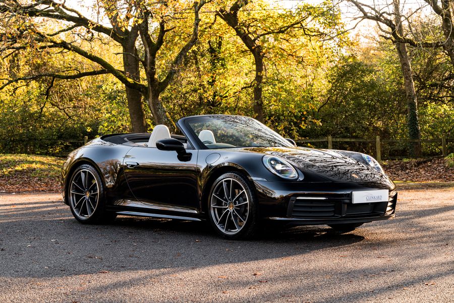 Porsche 911 (992) Carrera 4 PDK
