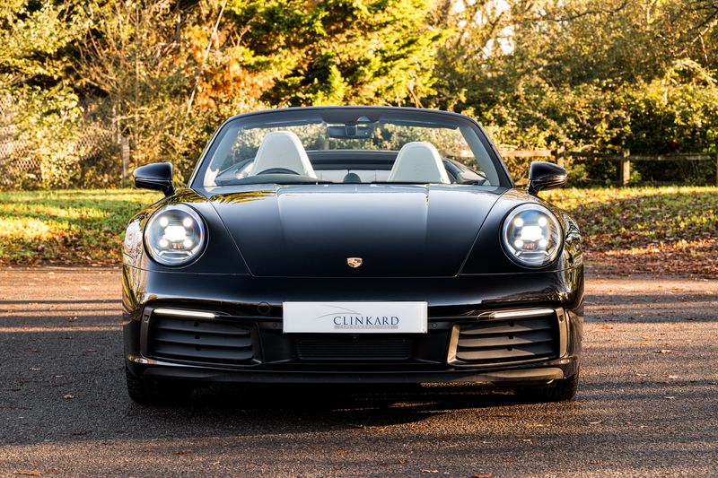 Porsche 911 (992) Carrera 4 PDK