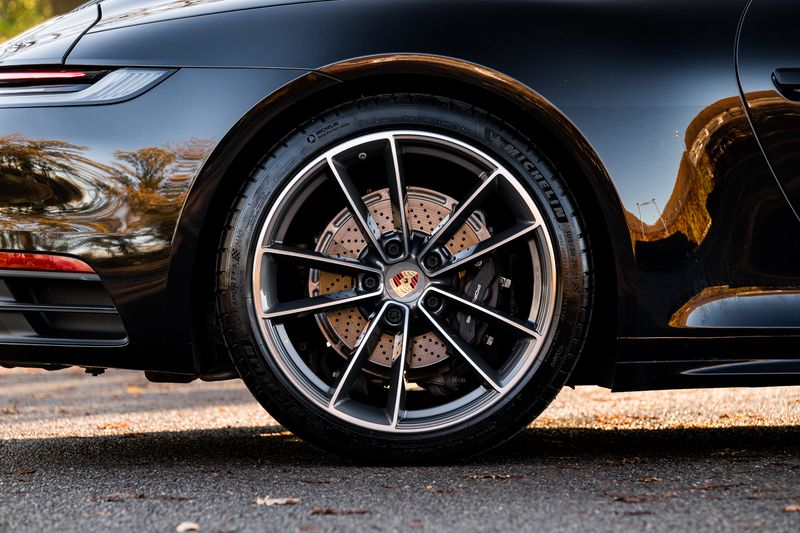 Porsche 911 (992) Carrera 4 PDK