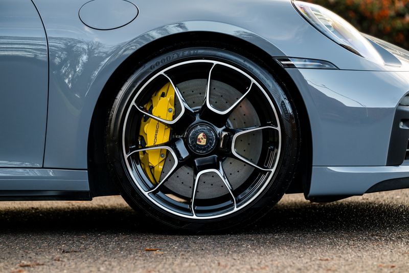 Porsche 911 (992) Turbo S Coupe PDK