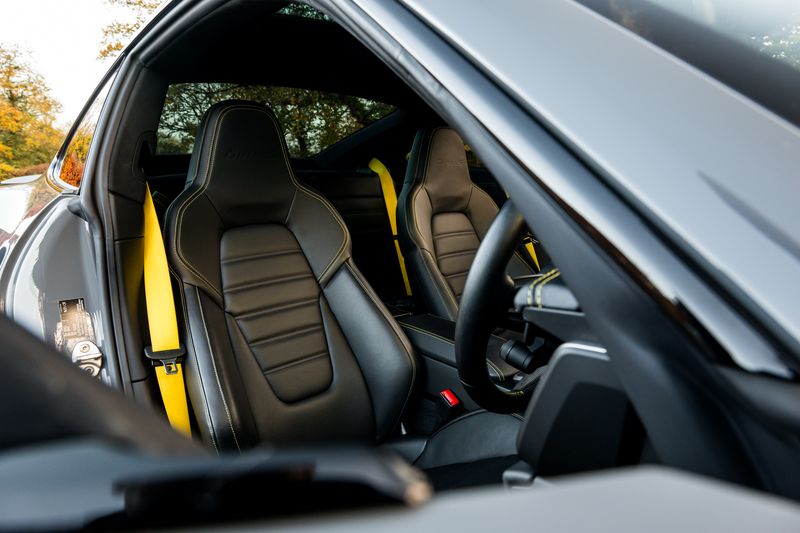 Porsche 911 (992) Turbo S Coupe PDK