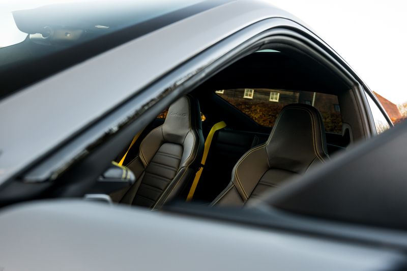 Porsche 911 (992) Turbo S Coupe PDK