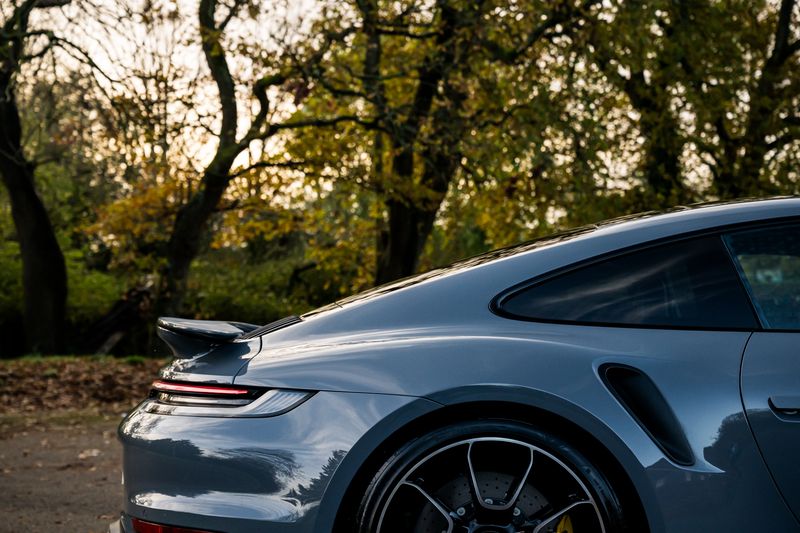 Porsche 911 (992) Turbo S Coupe PDK