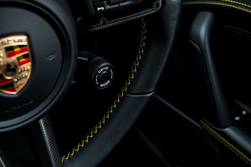 Porsche 911 (992) Turbo S Coupe PDK