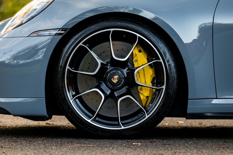 Porsche 911 (992) Turbo S Coupe PDK