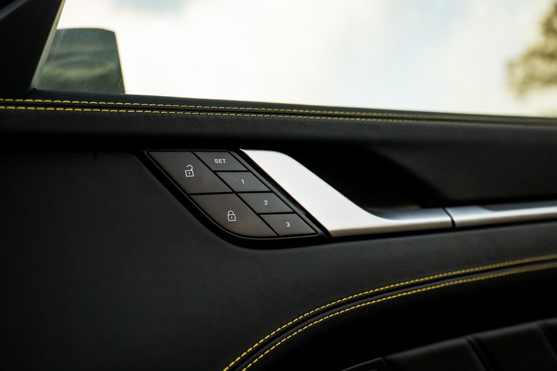 Porsche 911 (992) Turbo S Coupe PDK