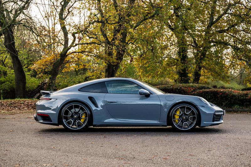 Porsche 911 (992) Turbo S Coupe PDK