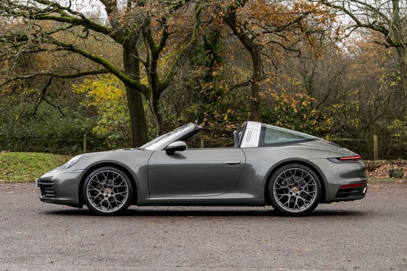 Porsche  911(992) Targa 4 PDK