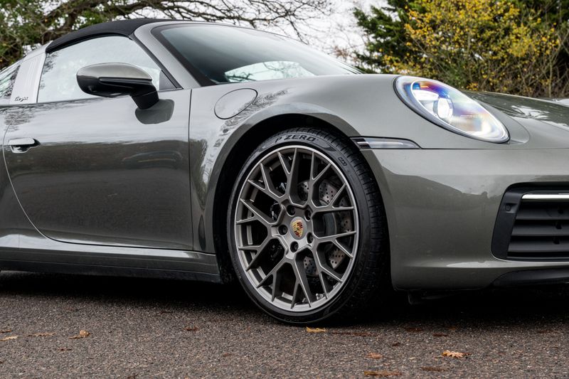 Porsche  911(992) Targa 4 PDK