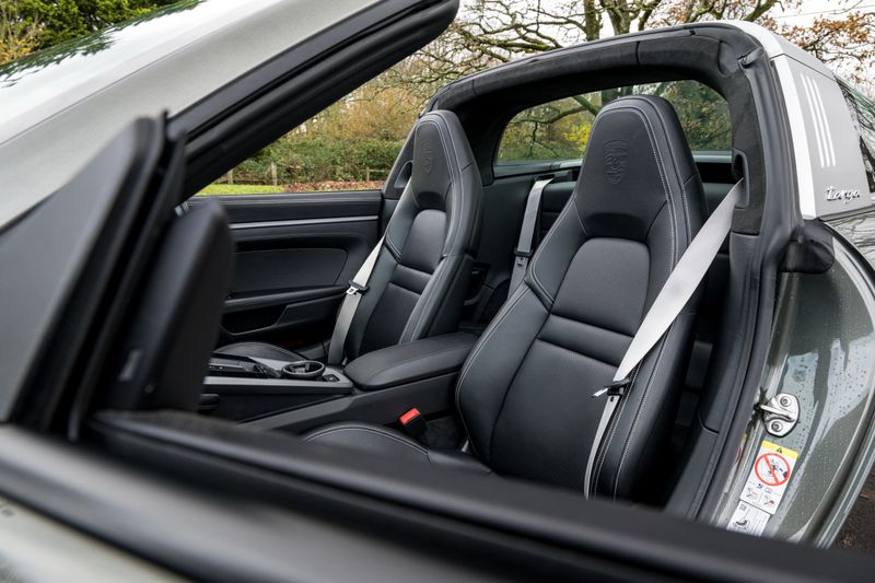 Porsche  911(992) Targa 4 PDK