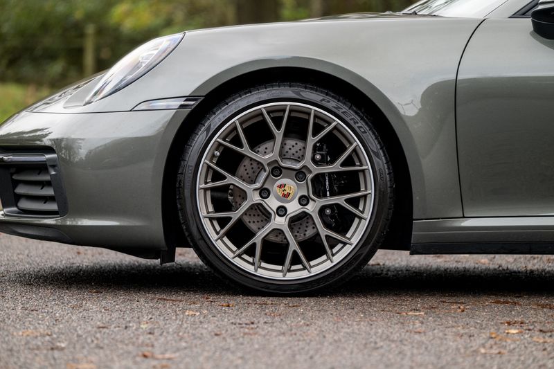 Porsche  911(992) Targa 4 PDK