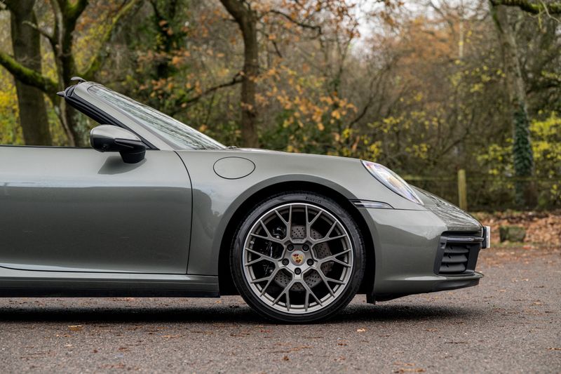 Porsche  911(992) Targa 4 PDK