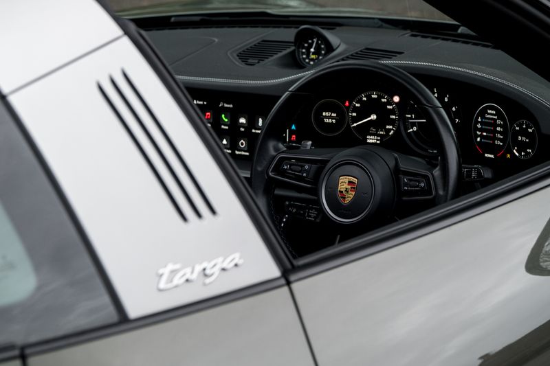 Porsche  911(992) Targa 4 PDK