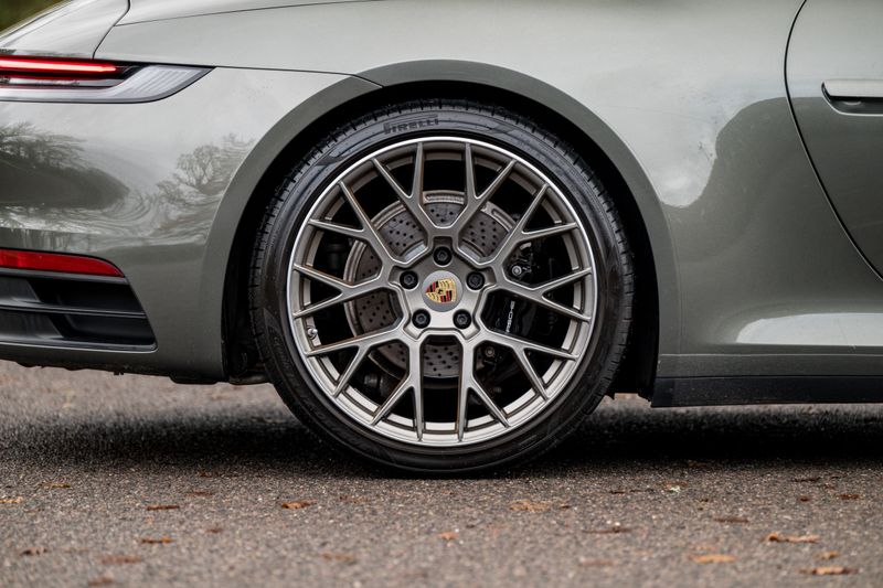 Porsche  911(992) Targa 4 PDK