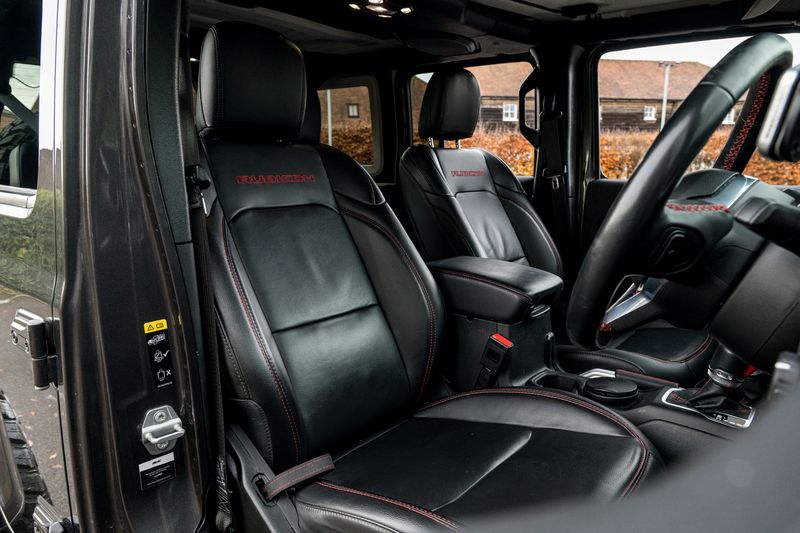 Storm 57 Jeep Wrangler JL Rubicon 4 DR 2.0L Auto