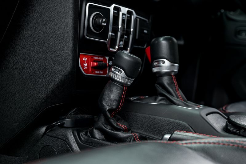 Storm 57 Jeep Wrangler JL Rubicon 4 DR 2.0L Auto