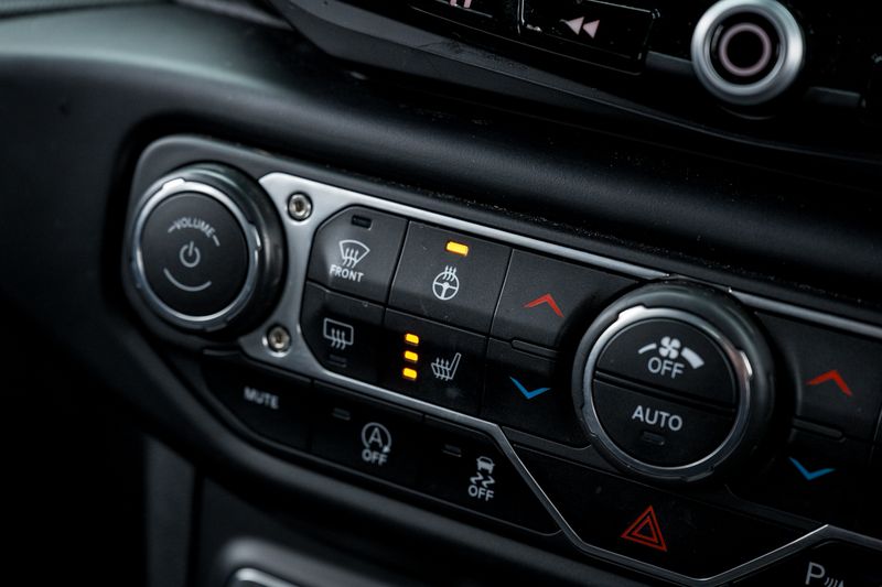 Storm 57 Jeep Wrangler JL Rubicon 4 DR 2.0L Auto