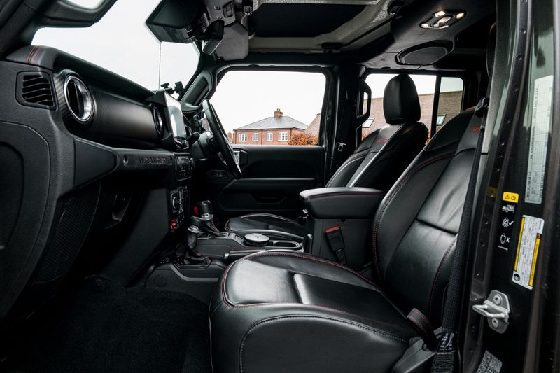 Storm 57 Jeep Wrangler JL Rubicon 4 DR 2.0L Auto