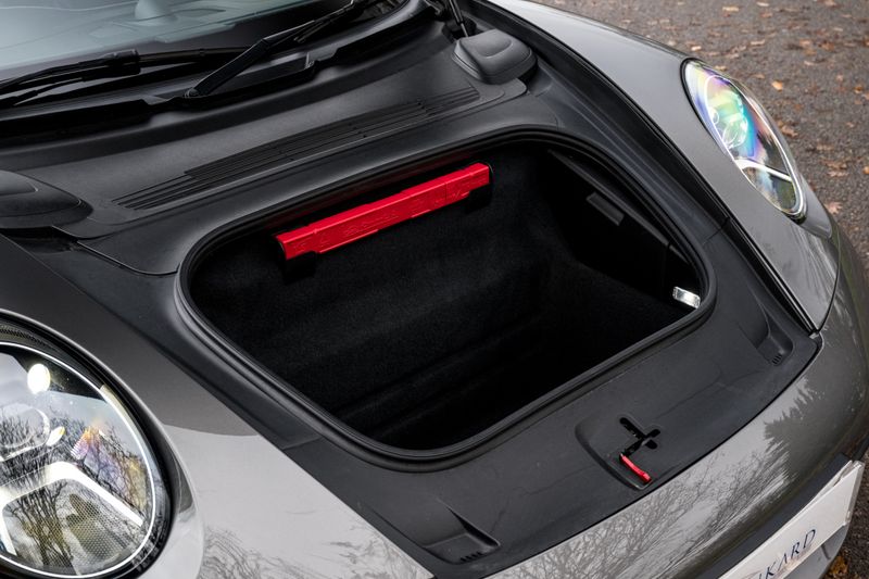 Porsche 911 (992) Carrera S Coupe PDK