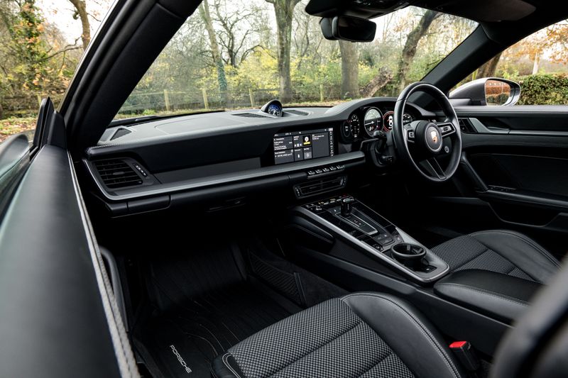 Porsche 911 (992) Carrera S Coupe PDK