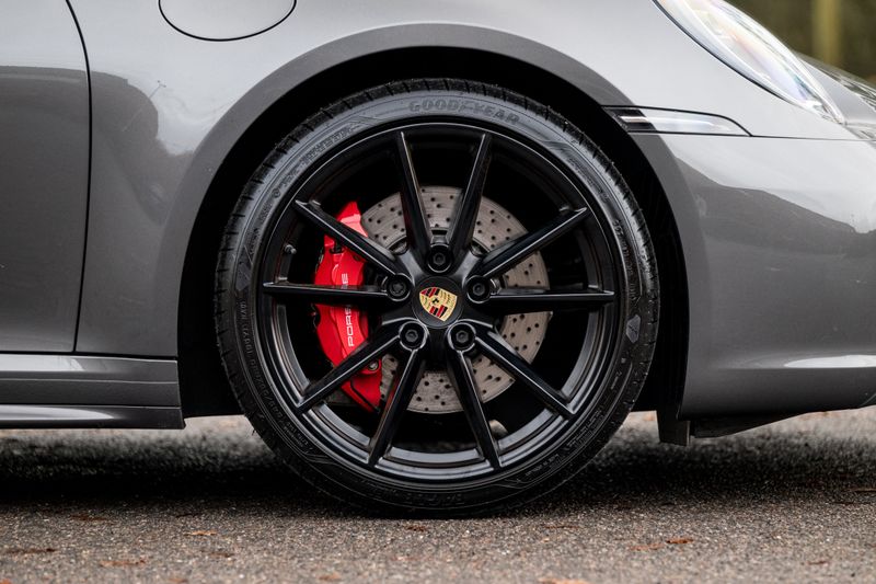 Porsche 911 (992) Carrera S Coupe PDK