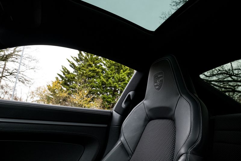 Porsche 911 (992) Carrera S Coupe PDK